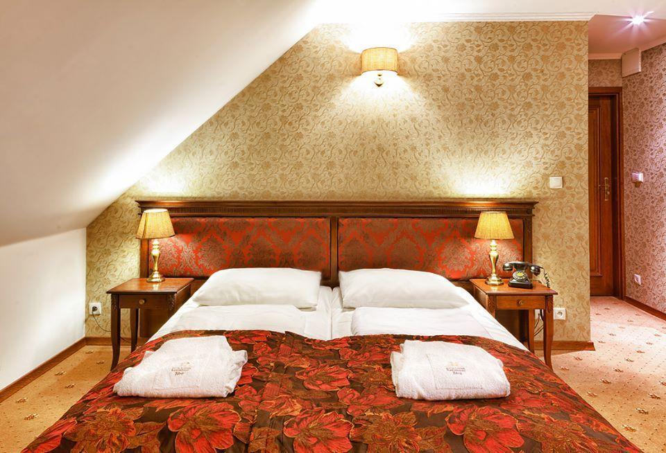 Hotel Kazimierski Zdroj Janowiec Esterno foto